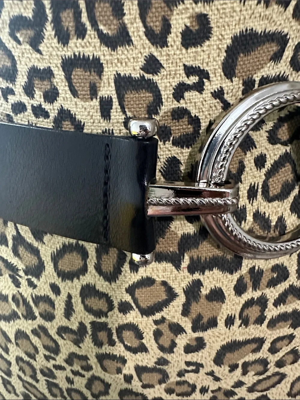 Chico’s Genuine Italian Black Leather Circle Buckle Waist Belt M/L Adjustable